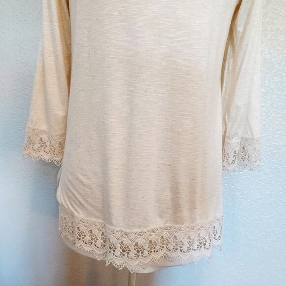 Max Studio Cream Blouse w/Lace Trim Size M - Picture 9 of 14